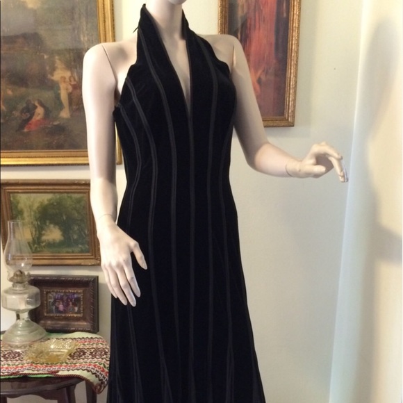 Tadashi Shoji Dresses & Skirts - Tadashi Black Velvet gown vintage